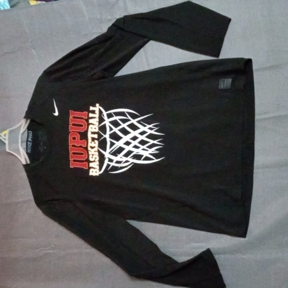 Nike Pro Dri Fit long sleeve Fitted top Size M Black Pre-owned